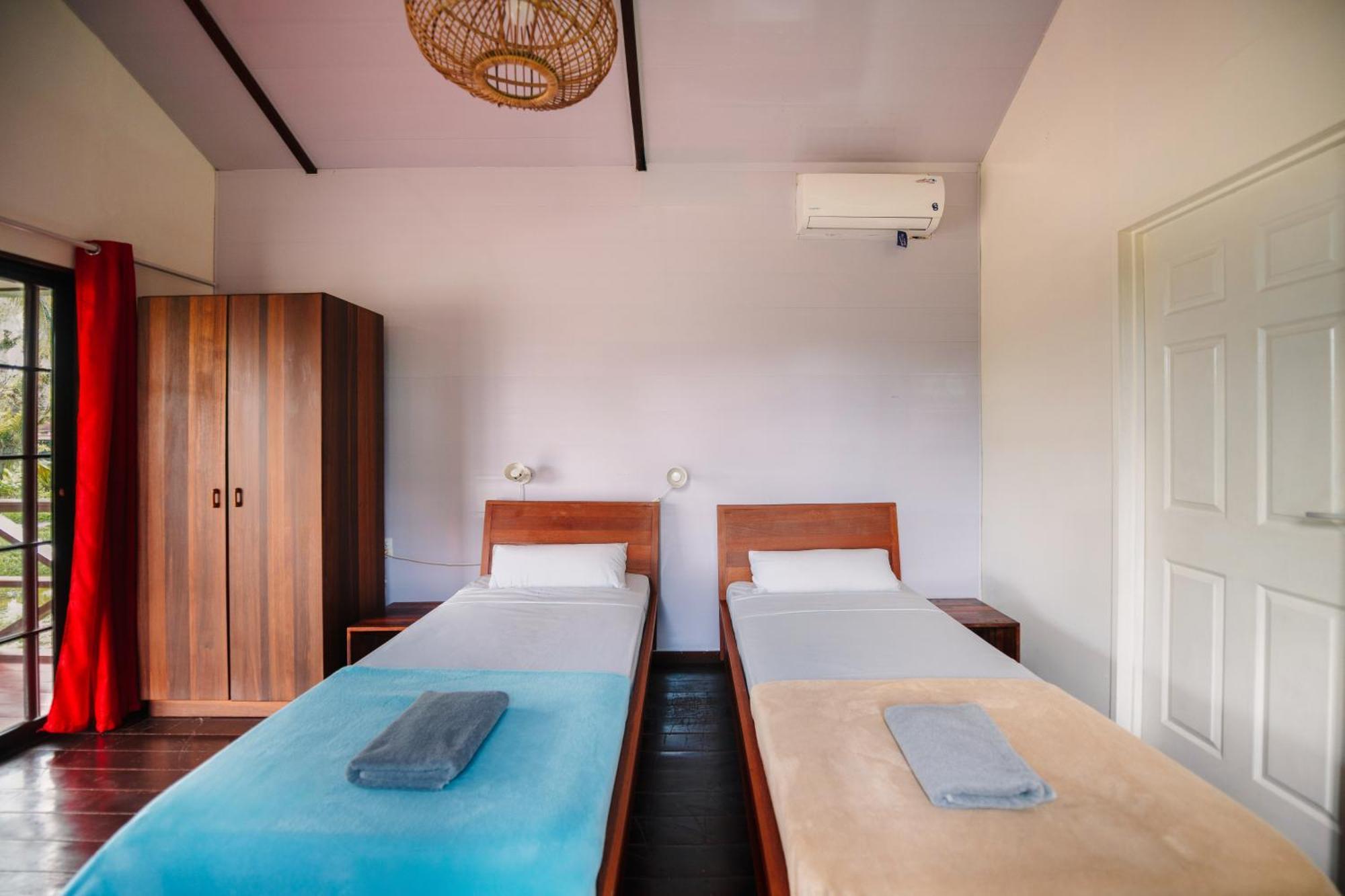 Plantage Resort Frederiksdorp パラマリボ エクステリア 写真