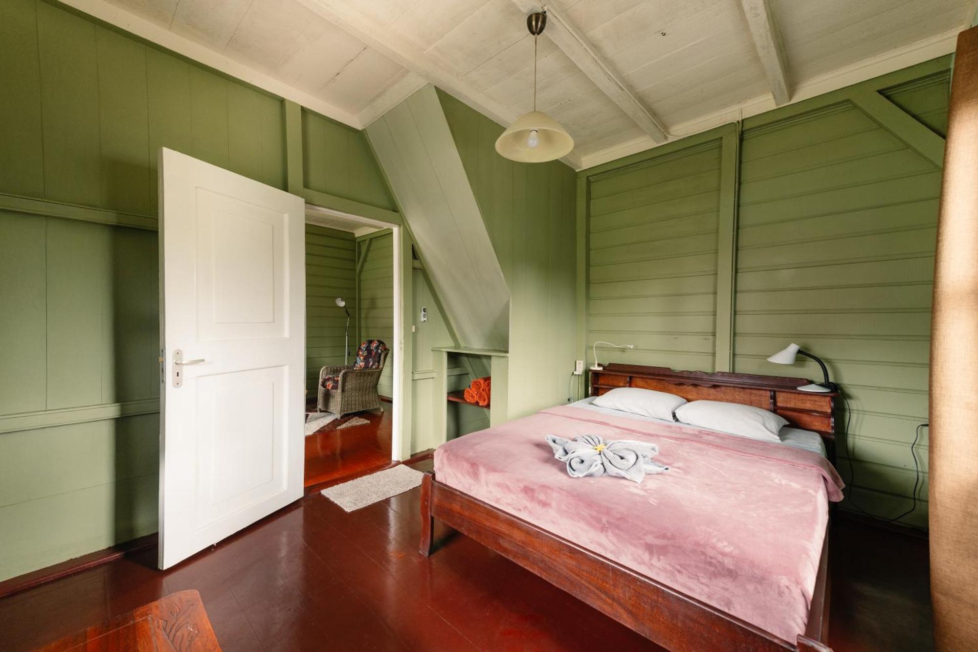 Plantage Resort Frederiksdorp パラマリボ エクステリア 写真
