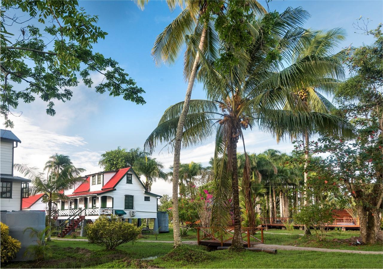 Plantage Resort Frederiksdorp パラマリボ エクステリア 写真